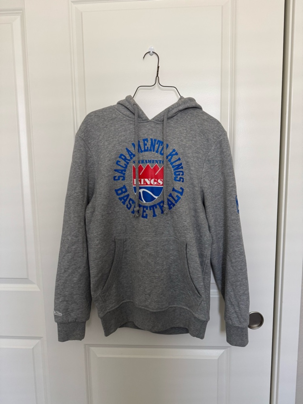 Sacramento Kings Gray Pullover Hoodie - Men's Basketball Sweatshirt